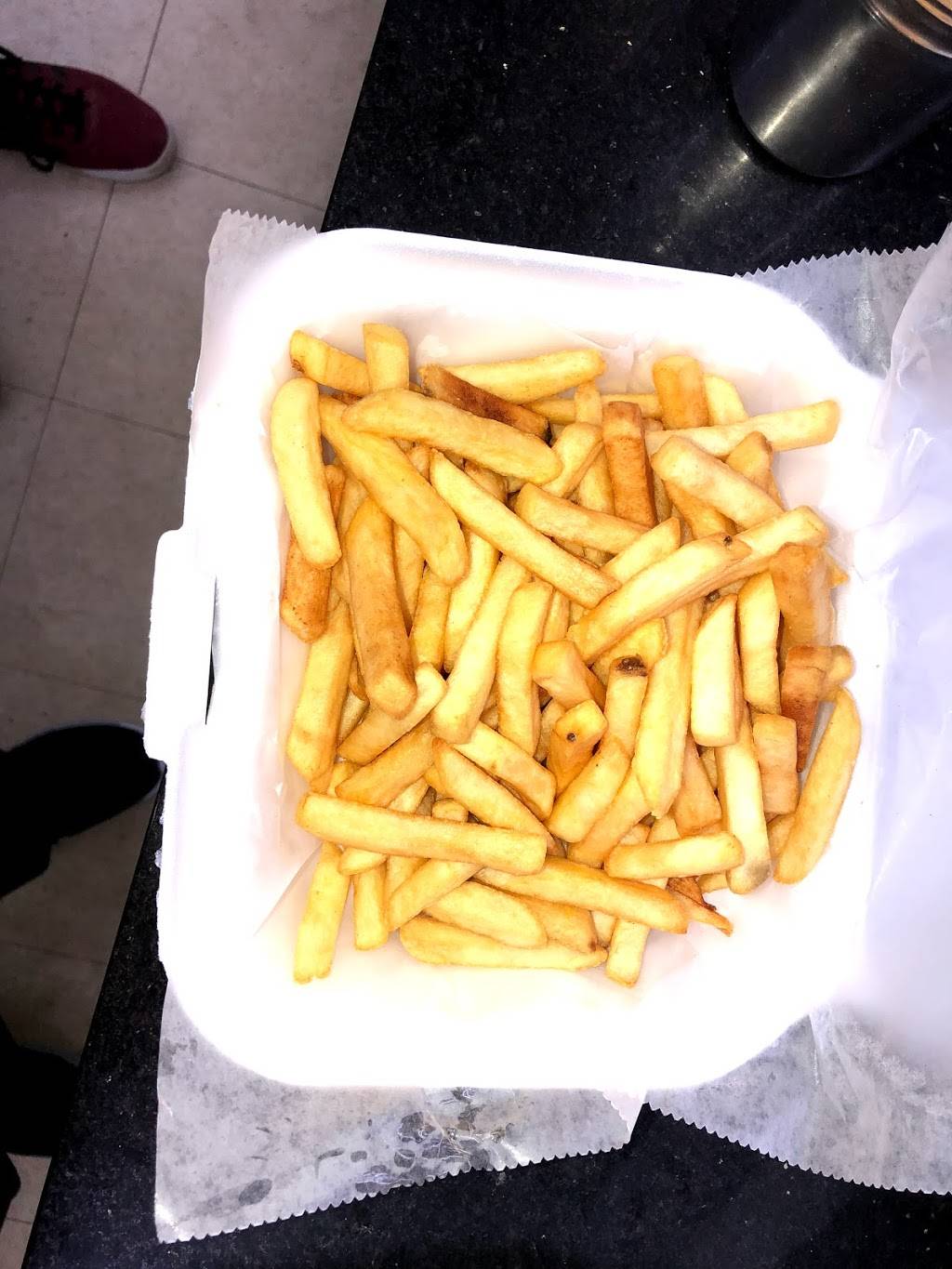 U Save Fish and Chicken | restaurant | 6900 NW 7th Ave, Miami, FL 33150, USA | 3058359873 OR +1 305-835-9873