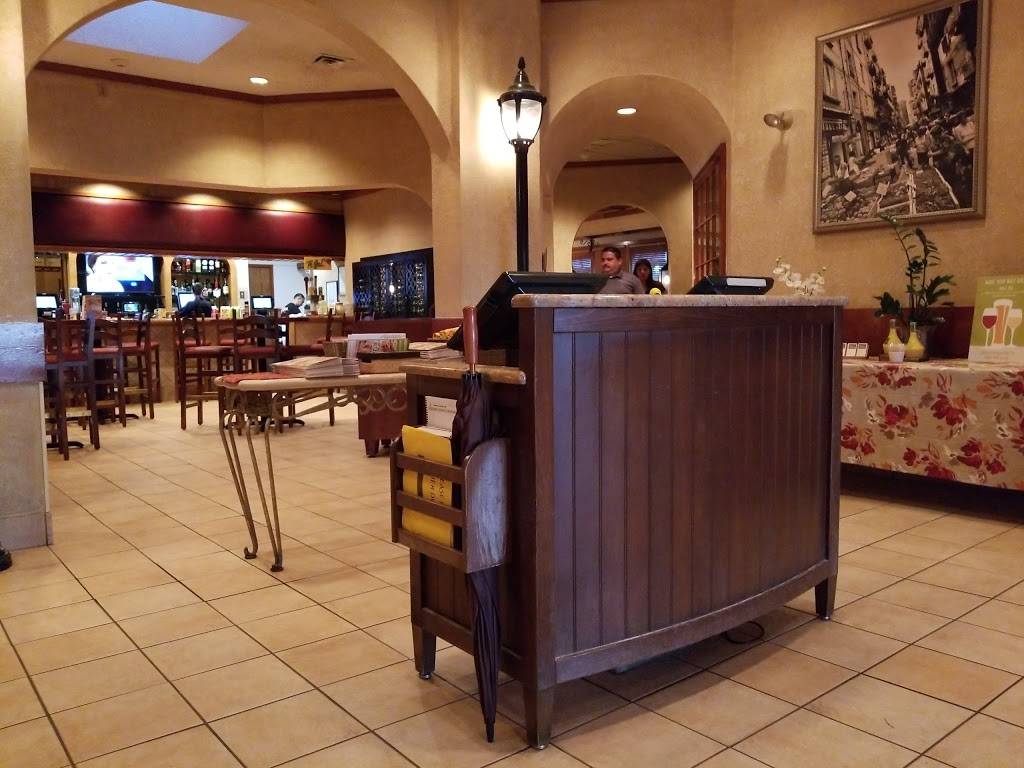 Olive Garden Italian Restaurant | meal takeaway | 740 Sunland Park Dr, El Paso, TX 79912, USA | 9155851097 OR +1 915-585-1097
