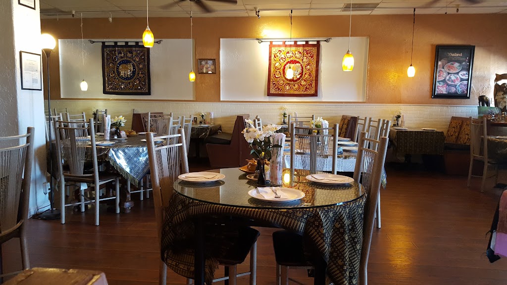 Chao Praya Thai Cuisine | restaurant | 1751 AZ-95, Bullhead City, AZ 86442, USA | 9284441064 OR +1 928-444-1064
