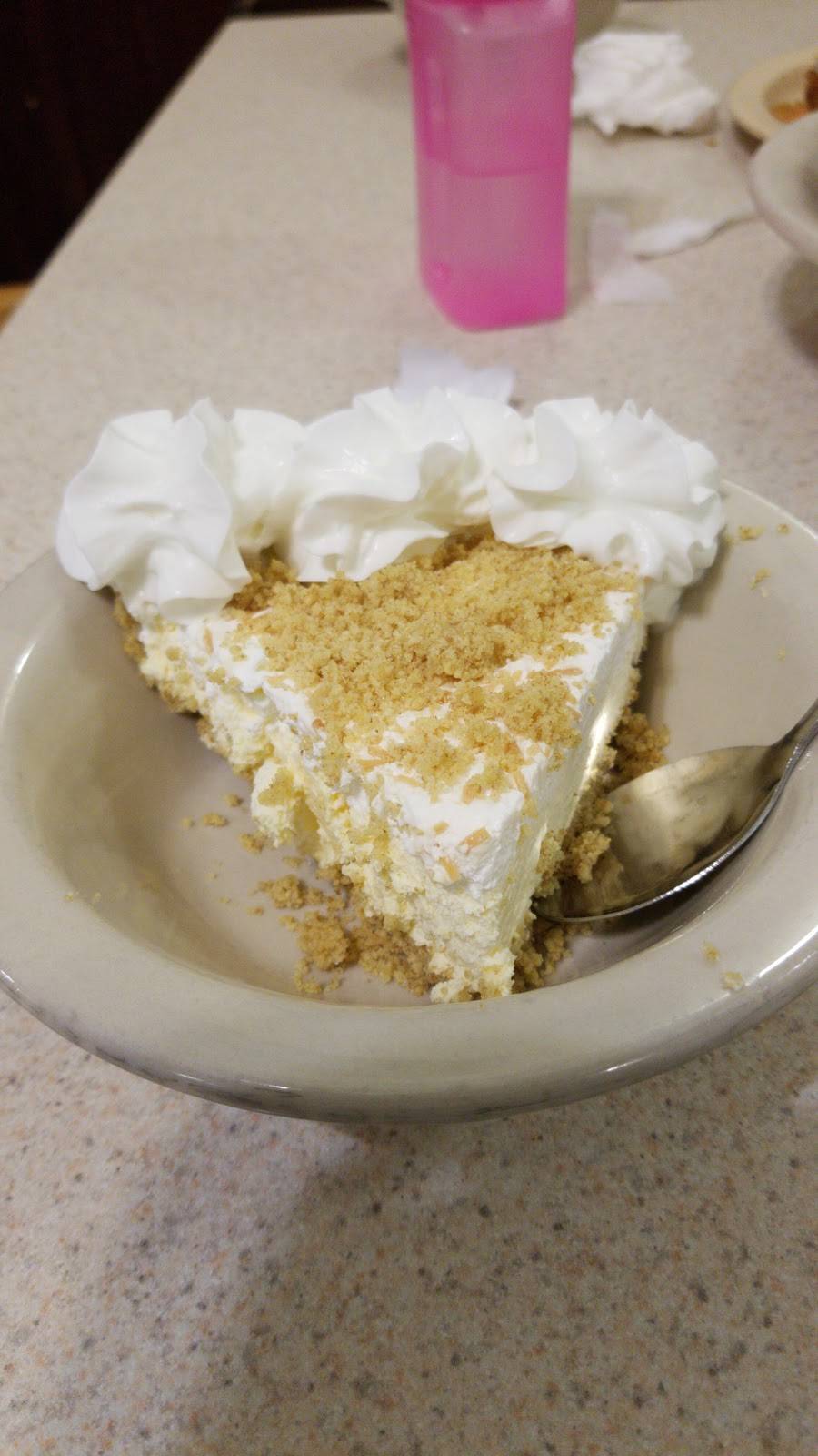 Farmhouse Restaurant | restaurant | 5123 Mill Store Rd, Lake Park, GA 31636, USA | 2295595445 OR +1 229-559-5445