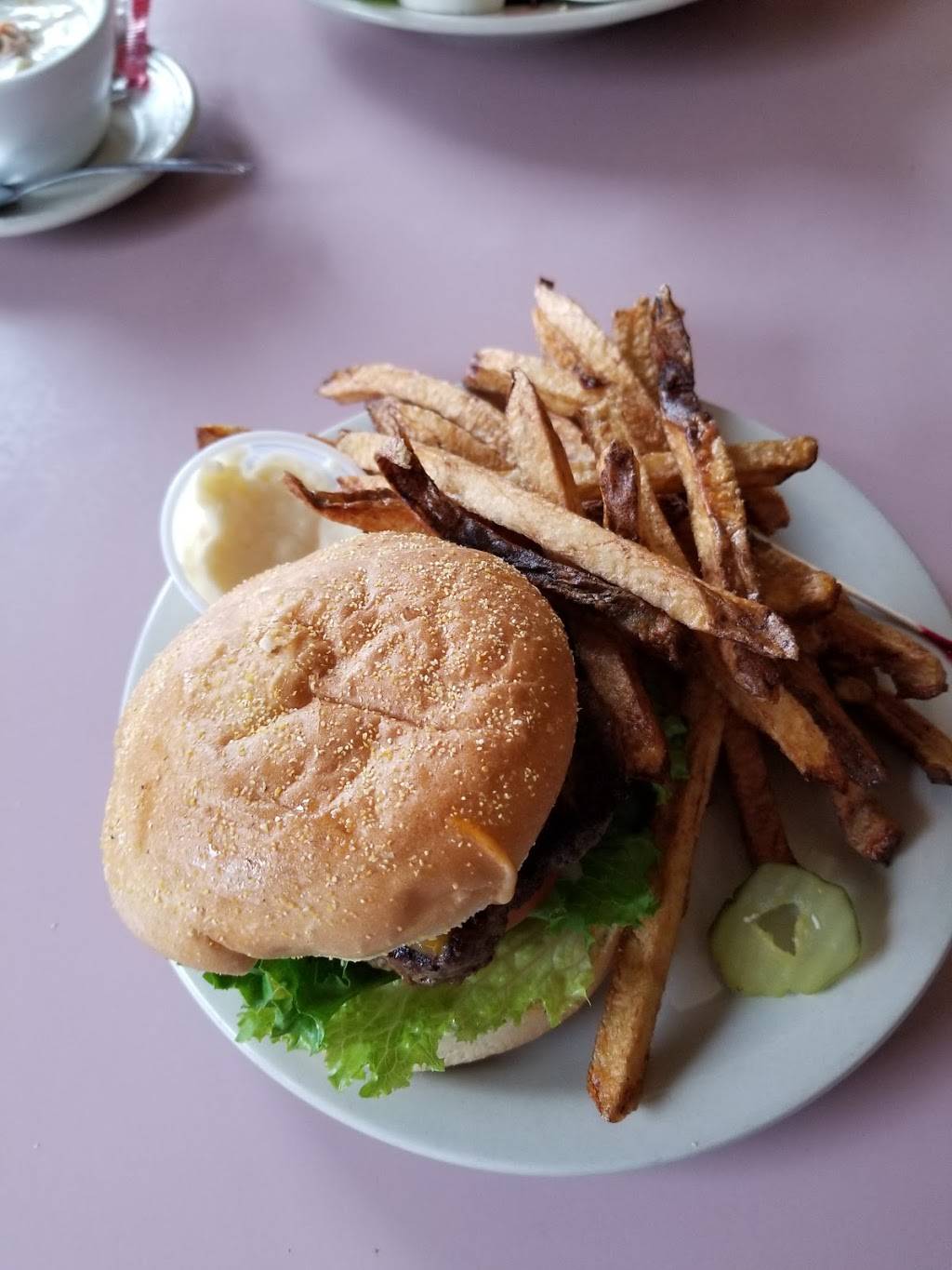 Mt. Rainier Railroad Dining Co. | restaurant | 54106 Mountain Hwy E, Eatonville, WA 98328, USA | 3605692505 OR +1 360-569-2505