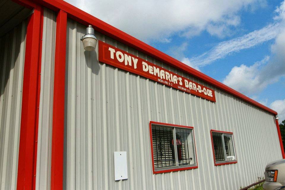 Tony DeMarias Bar-B-Que | restaurant | 1000 Elm Ave, Waco, TX 76704, USA | 2547558888 OR +1 254-755-8888