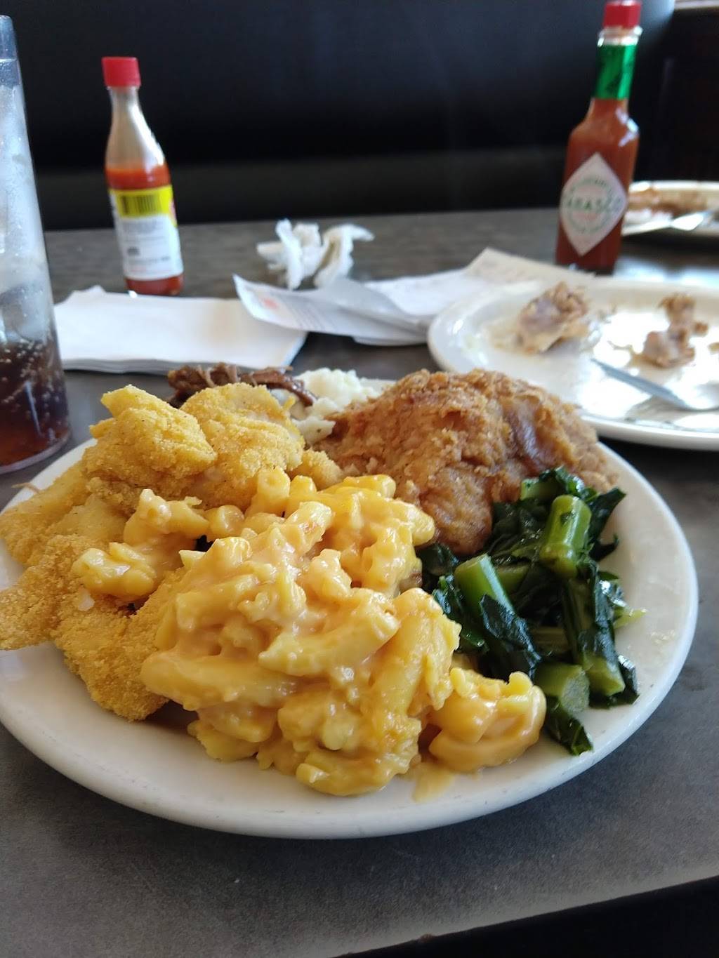 Shoneys Franklin | restaurant | 1000 Georgia Rd, Franklin, NC 28734, USA | 8283490290 OR +1 828-349-0290