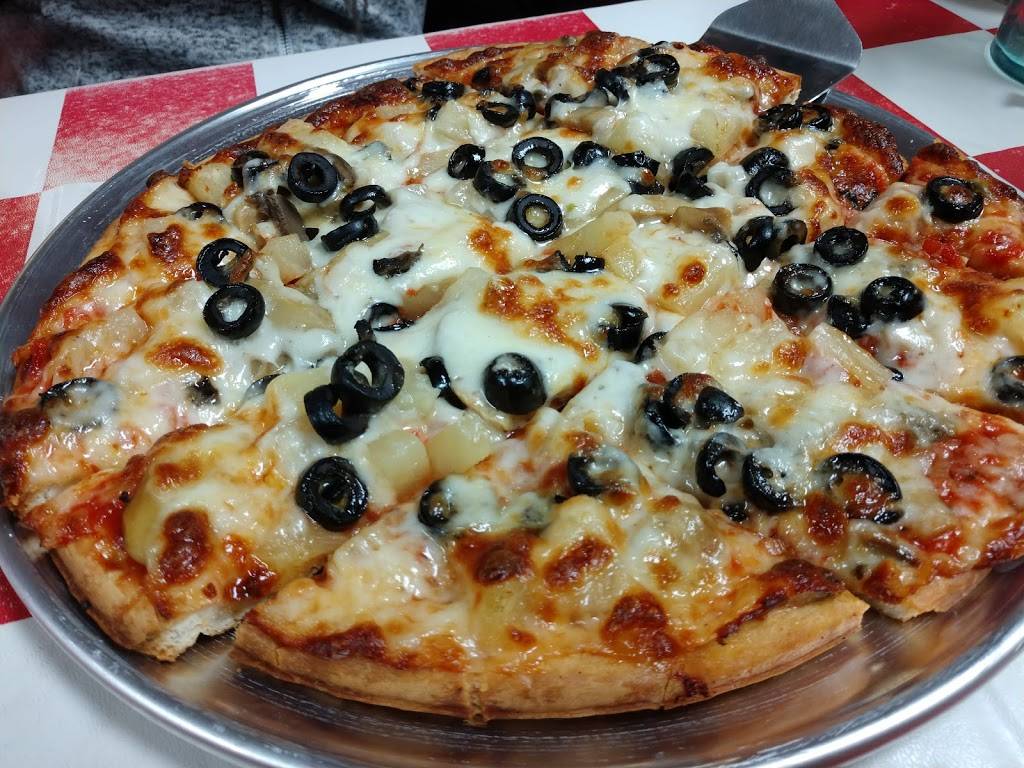 Ball Park Pizza | meal delivery | 607 Main St, Beech Grove, IN 46107, USA | 3177890059 OR +1 317-789-0059