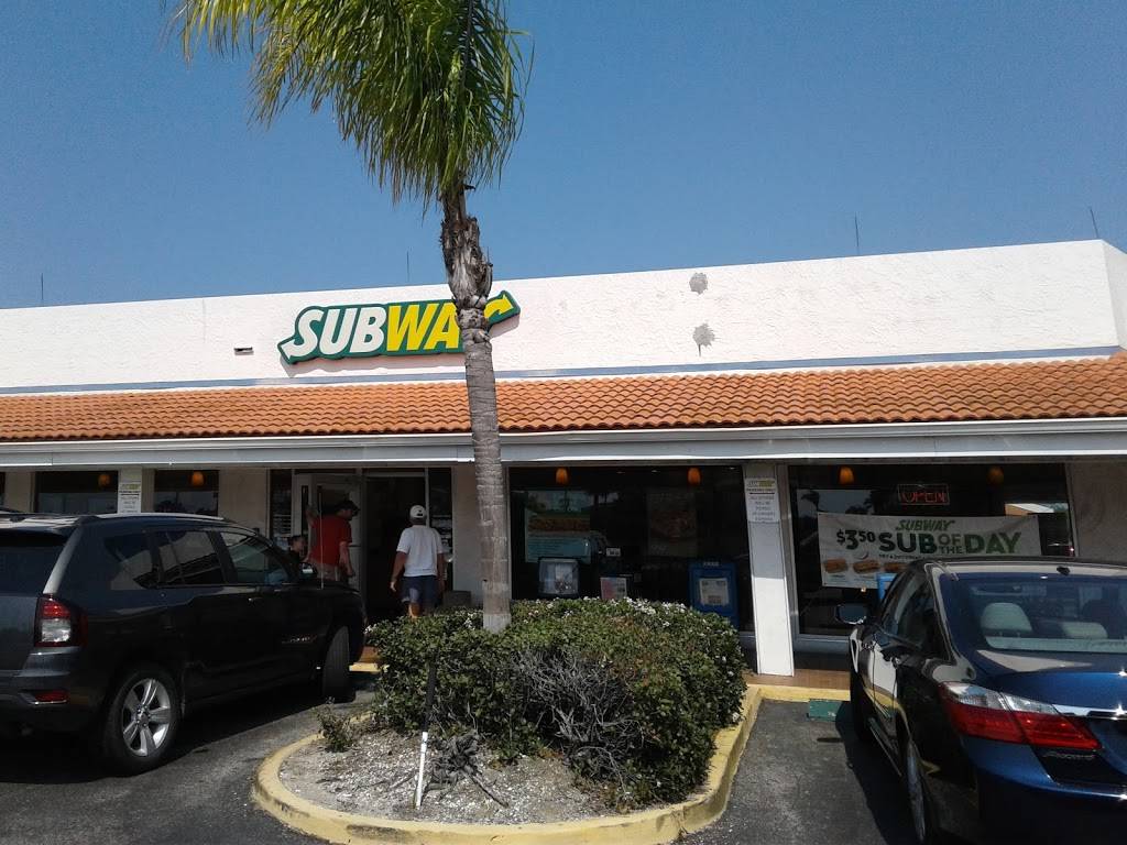 Subway Restaurants | restaurant | 130 Pinellas Bayway, St. Petersburg, FL 33715, USA | 7278649709 OR +1 727-864-9709
