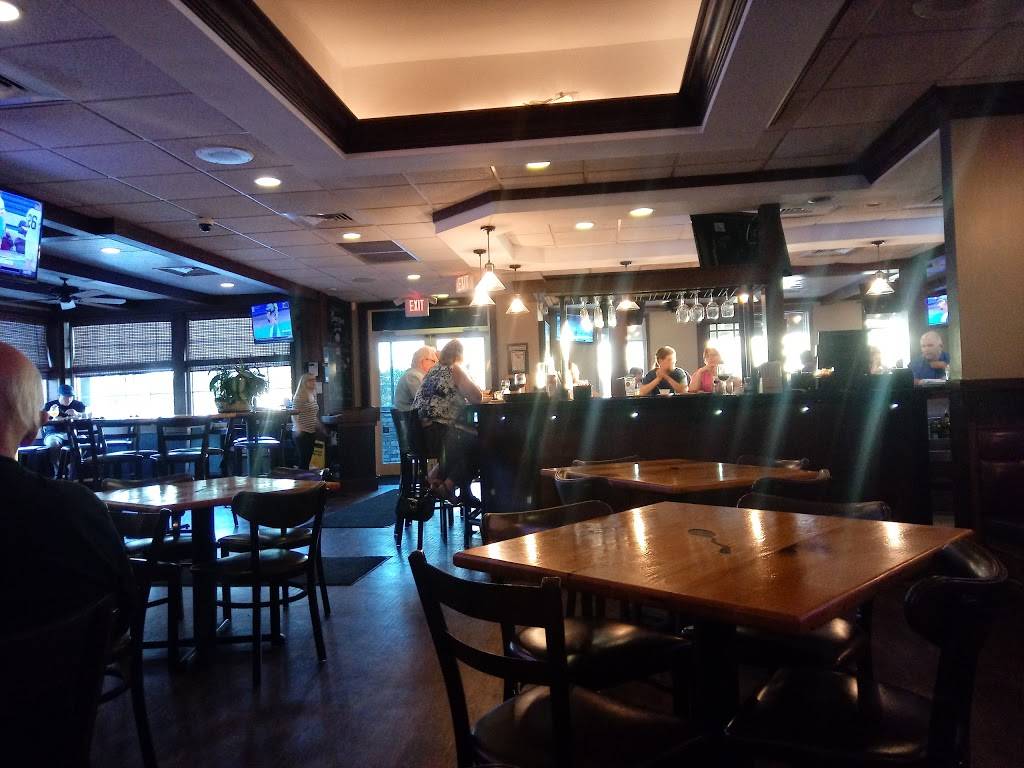 The Crooked Spoon Gastropub | restaurant | 200 Citrus Tower Blvd, Clermont, FL 34711, USA | 3524047808 OR +1 352-404-7808