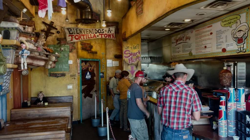 Tortilla Town | restaurant | 1145 24th St B, Paso Robles, CA 93446, USA | 8052393003 OR +1 805-239-3003