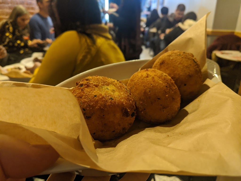 Amuni | restaurant | 7217 3rd Ave, Brooklyn, NY 11209, USA | 7188337833 OR +1 718-833-7833