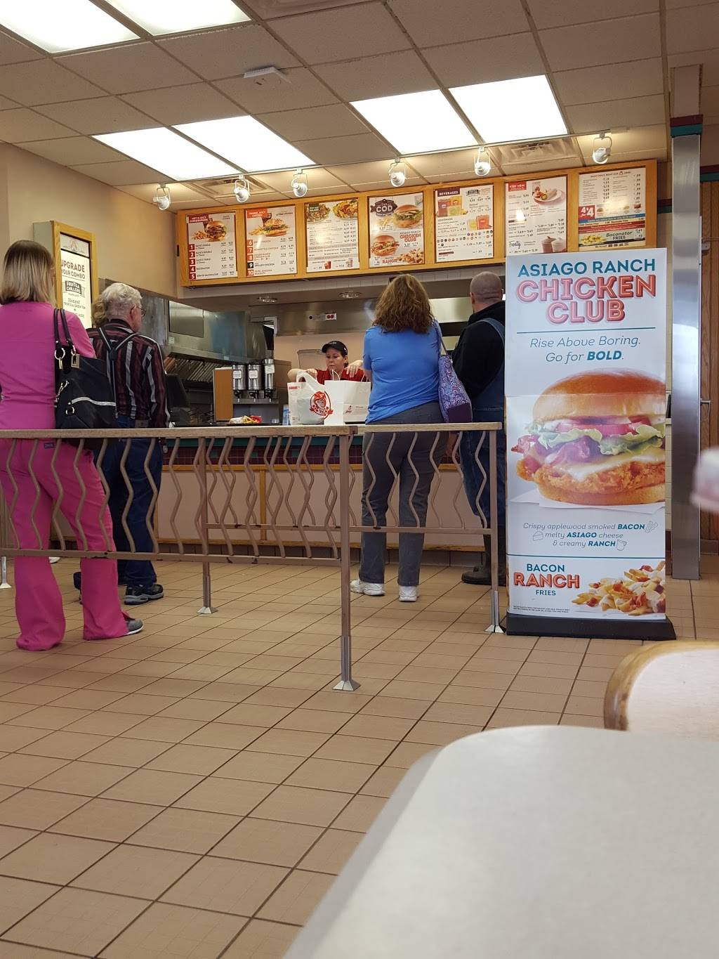 Wendys | restaurant | 1200 N Westwood Blvd, Poplar Bluff, MO 63901, USA | 5737780028 OR +1 573-778-0028