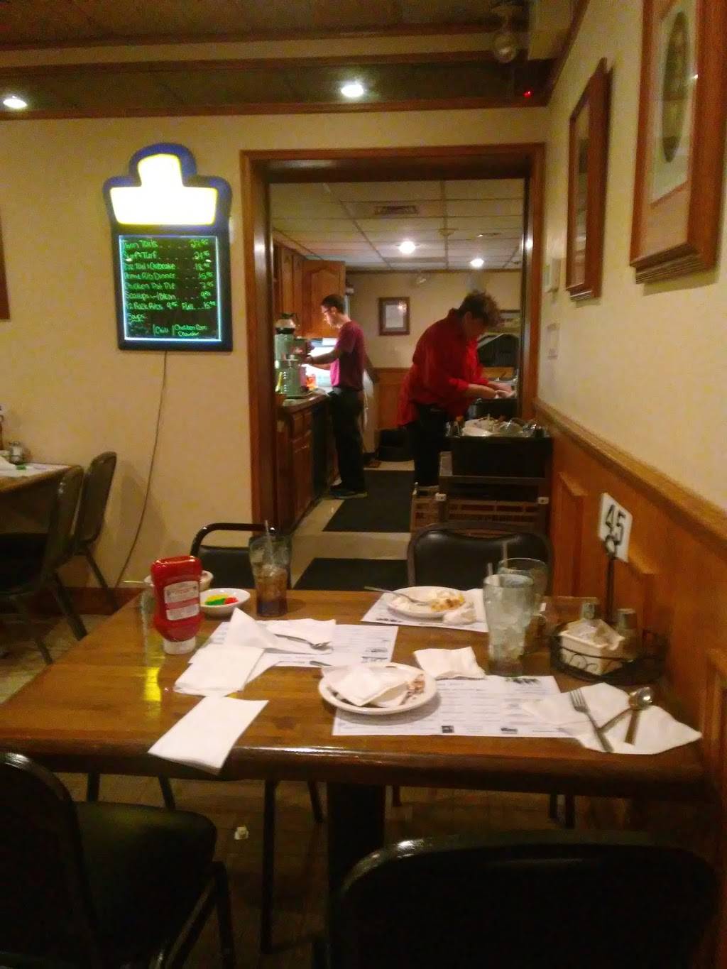 Mercantile Club | restaurant | 427 Railroad St, Emmaus, PA 18049, USA | 6109653871 OR +1 610-965-3871