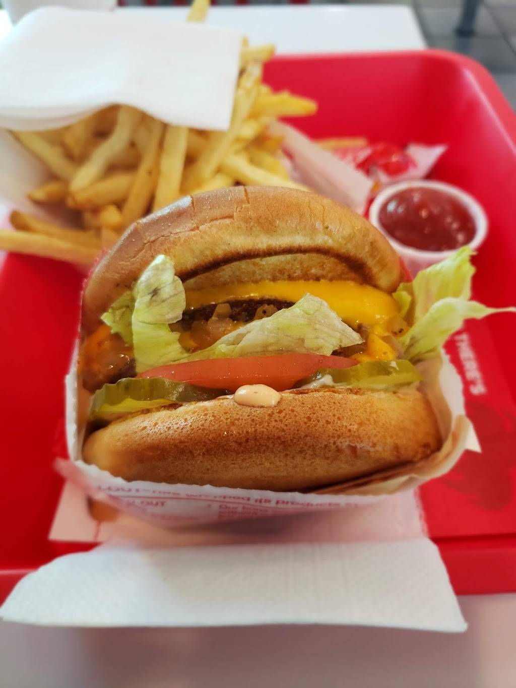 In-N-Out Burger | restaurant | 10900 Alondra Blvd, Cerritos, CA 90703, USA | 8007861000 OR +1 800-786-1000