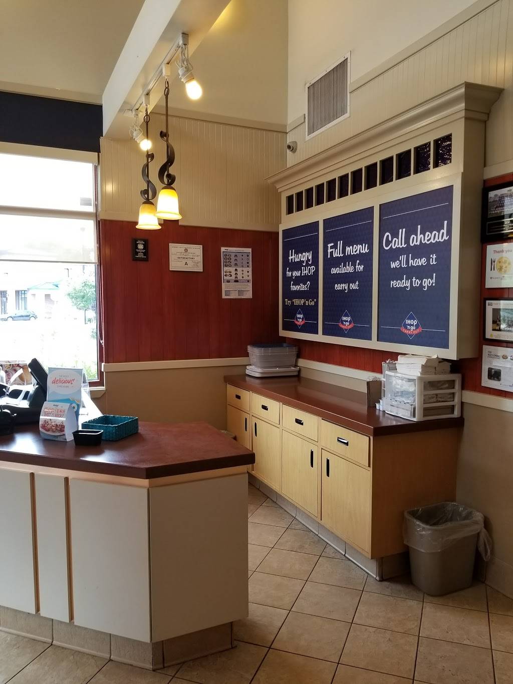 IHOP | bakery | 3077 NJ-27, Franklin Park, NJ 08823, USA | 7329601019 OR +1 732-960-1019