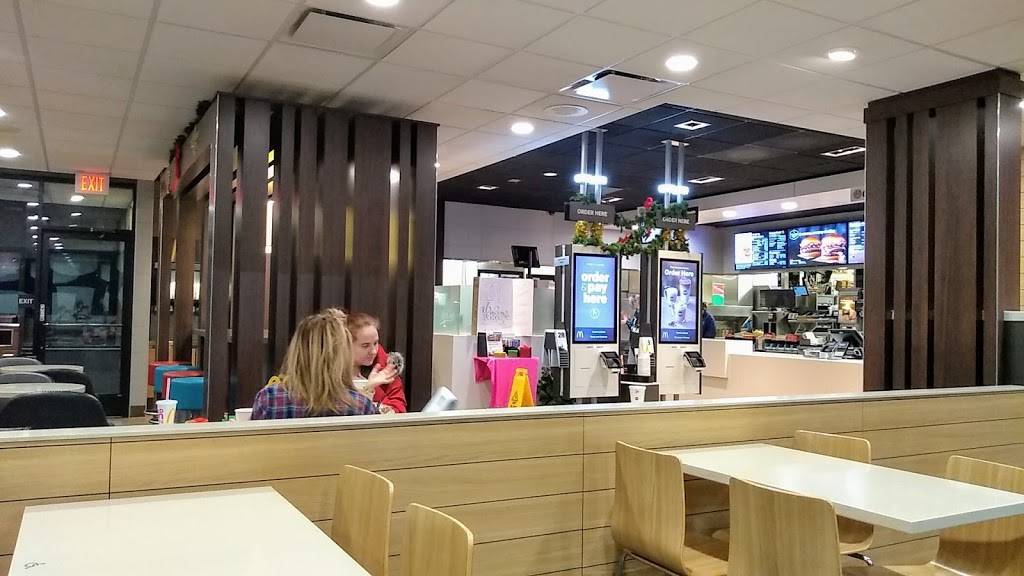 McDonalds | cafe | I 25, Hwy 52, Erie, CO 80516, USA | 3038335366 OR +1 303-833-5366