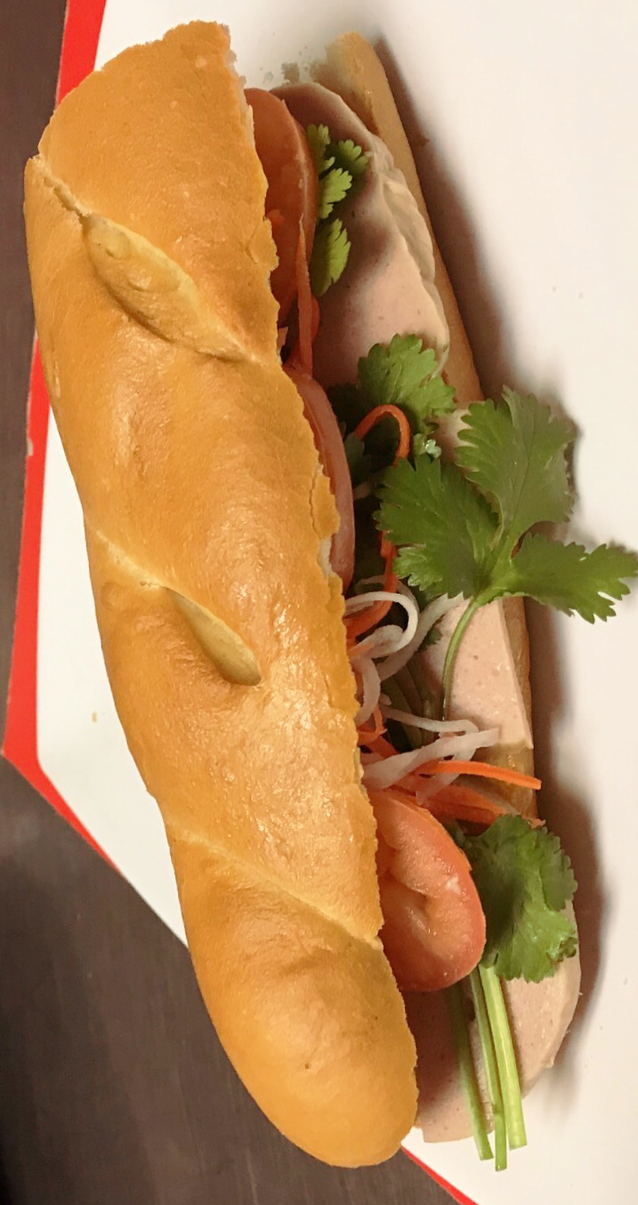 Que Huong Restaurant (former Maxim) | restaurant | 3424 N 19th Ave #8, Phoenix, AZ 85015, USA | 6022342710 OR +1 602-234-2710