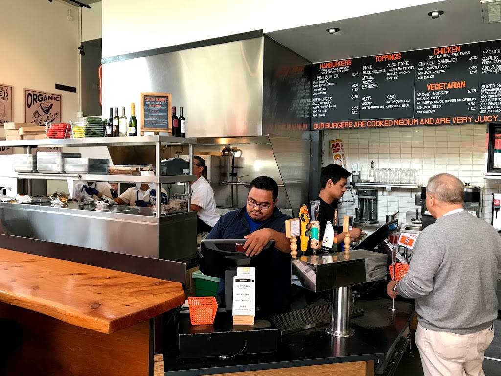 Super Duper Burgers | restaurant | 2201 Chestnut St, San Francisco, CA 94123, USA | 4159316258 OR +1 415-931-6258