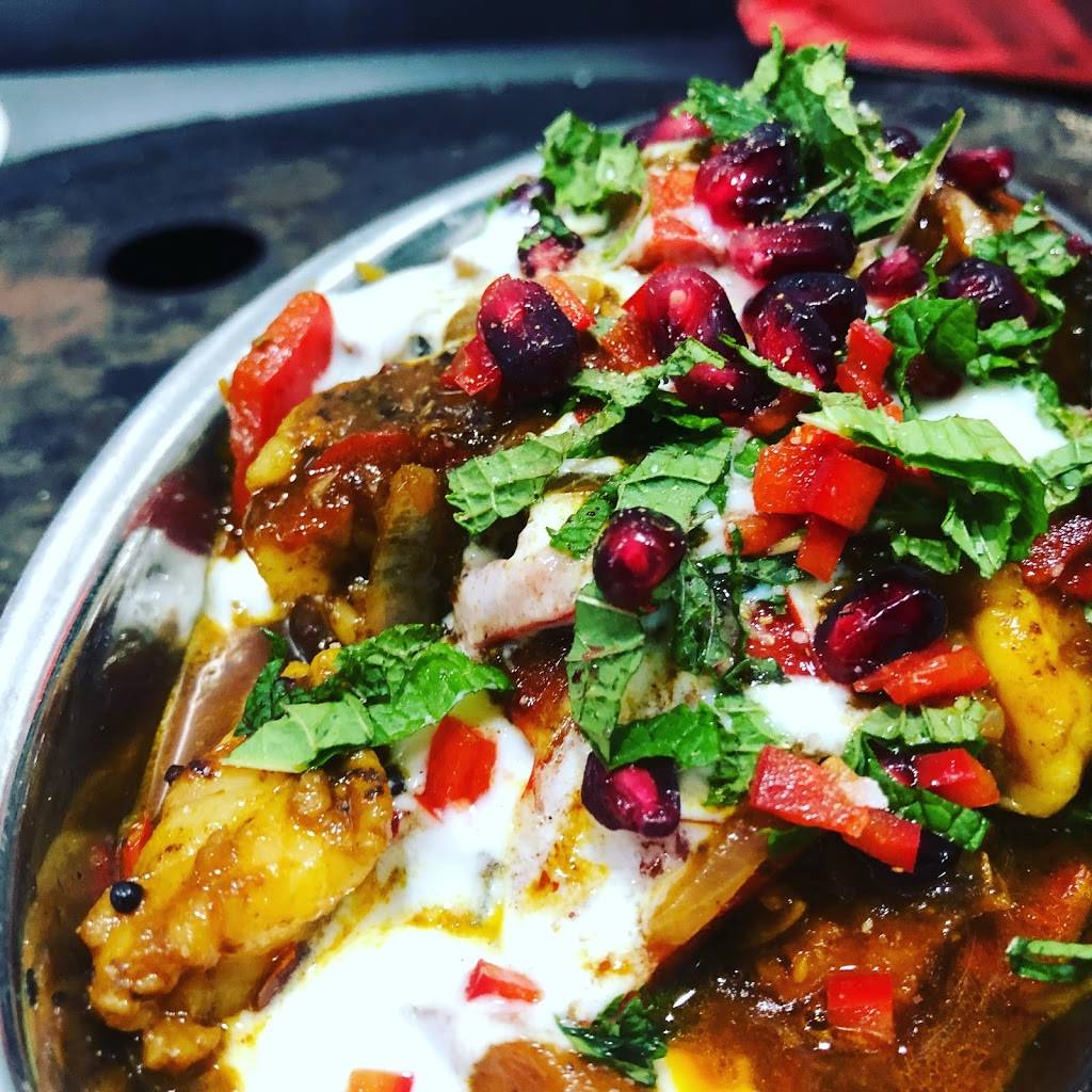 WayWard Fox | restaurant | 12 W University Ave, Gainesville, FL 32601, USA | 3523779468 OR +1 352-377-9468