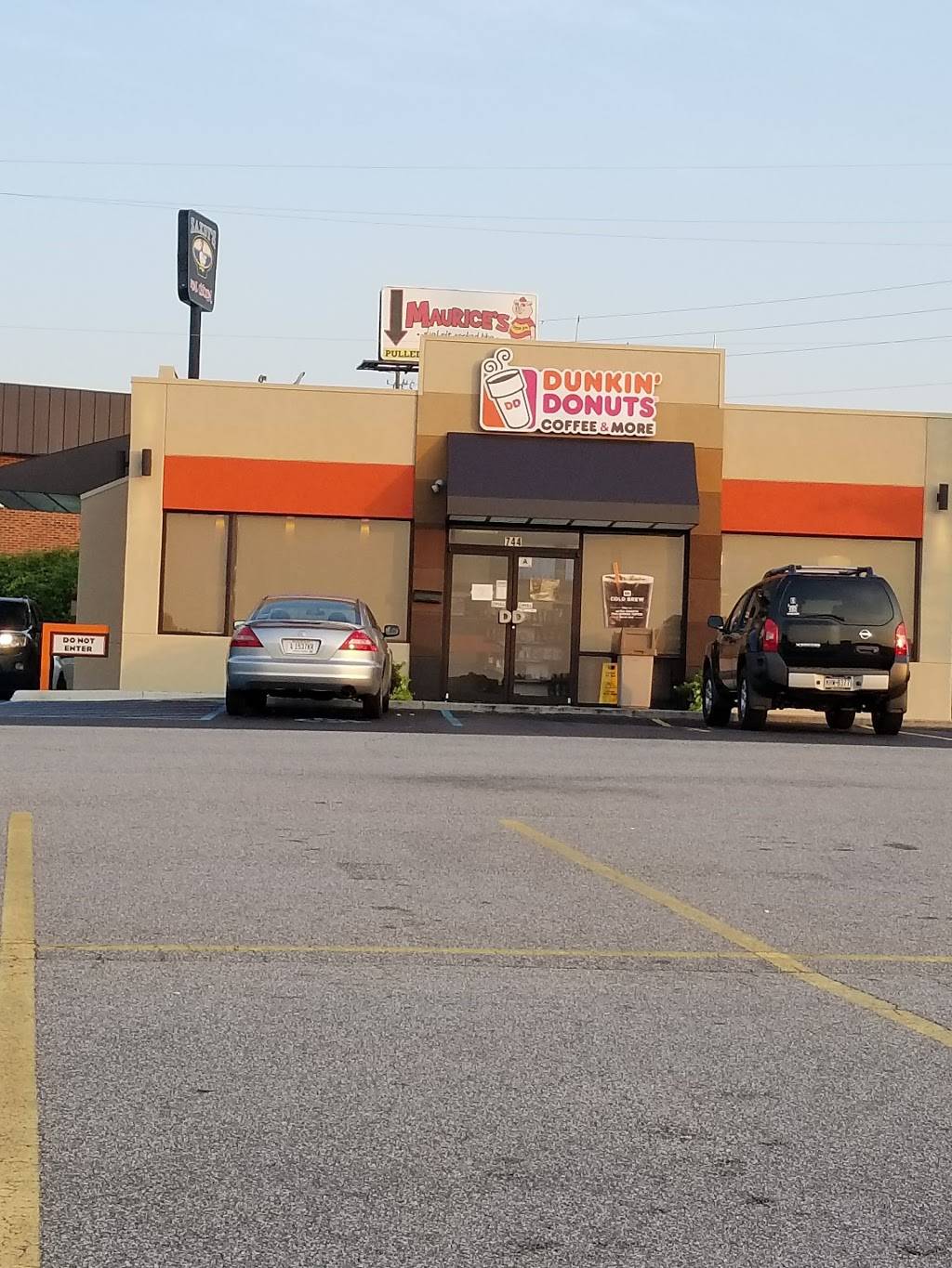 Dunkin | bakery | 744 St Andrews Rd, Columbia, SC 29210, USA | 8039392365 OR +1 803-939-2365