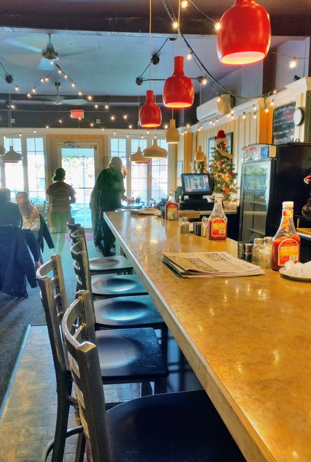 Dempseys Grille | restaurant | 116 W Main St, Middletown, MD 21769, USA | 3013717400 OR +1 301-371-7400