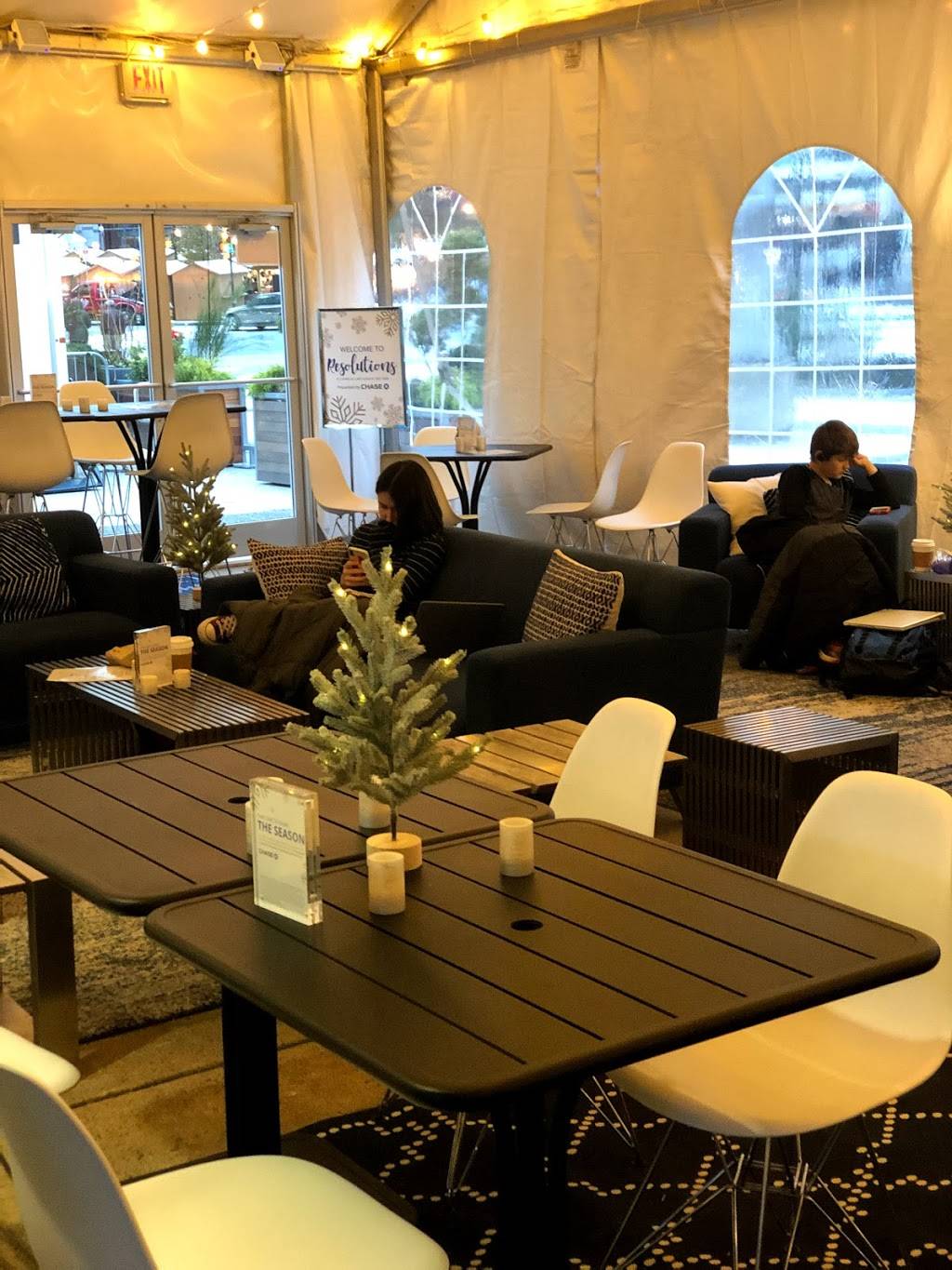 Capriccio Cafe and Bar @ Cret Park | cafe | at Cret Park, 110 N 16th St, Philadelphia, PA 19102, USA | 2157359797 OR +1 215-735-9797