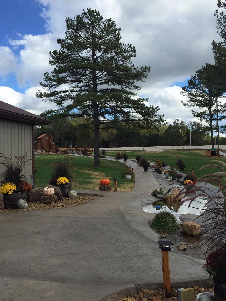 Twin Eagle Lake Estates & Hideout | restaurant | 10000 Twin Eagle Lake Trail, Potosi, MO 63664, USA | 5734363034 OR +1 573-436-3034