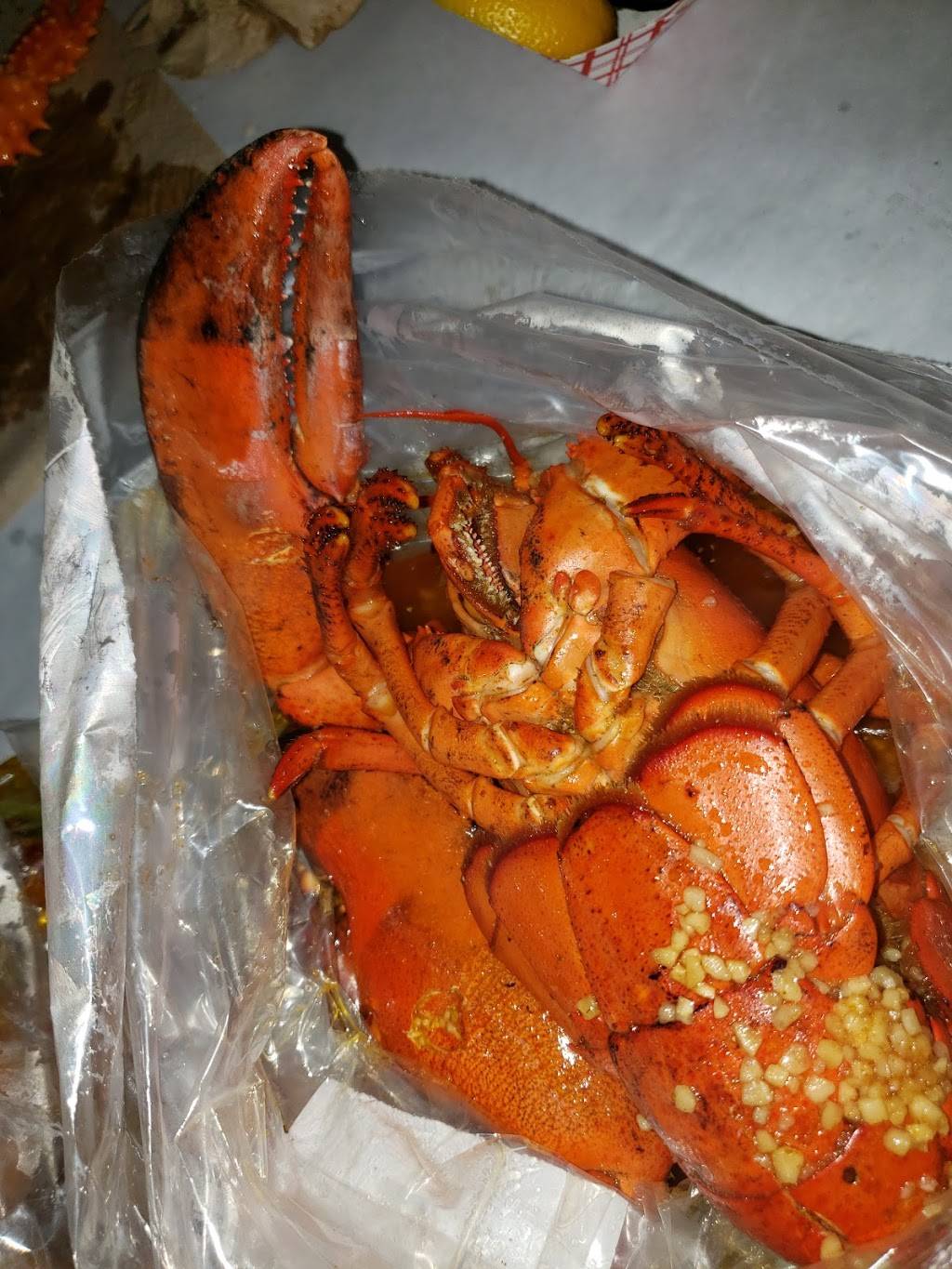 Angry Crab Shack | restaurant | 2740 S Alma School Rd, Mesa, AZ 85210, USA | 4807302722 OR +1 480-730-2722