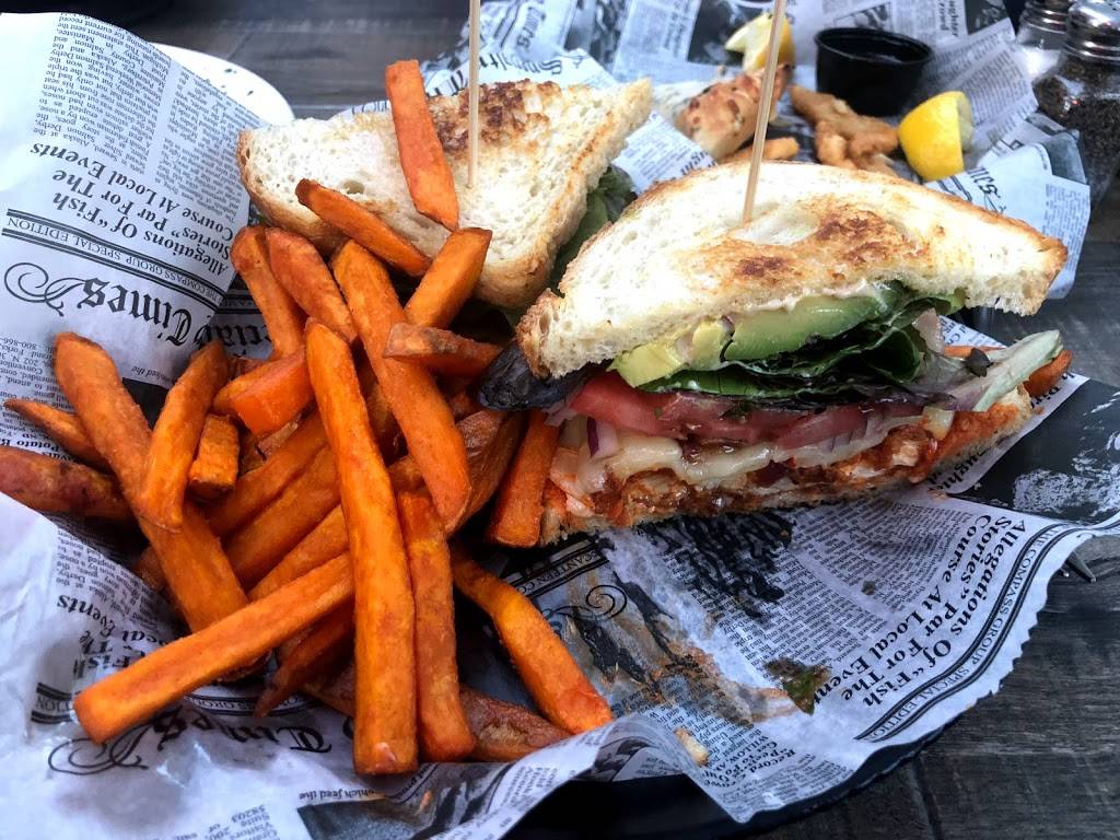 Village Pub | night club | 266 S Palm Canyon Dr, Palm Springs, CA 92262, USA | 7603233265 OR +1 760-323-3265