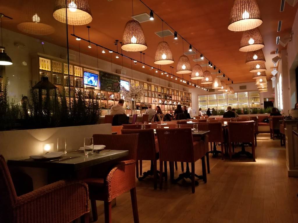 Fig & Olive | restaurant | 696 White Plains Rd, Scarsdale, NY 10583, USA | 9147252900 OR +1 914-725-2900