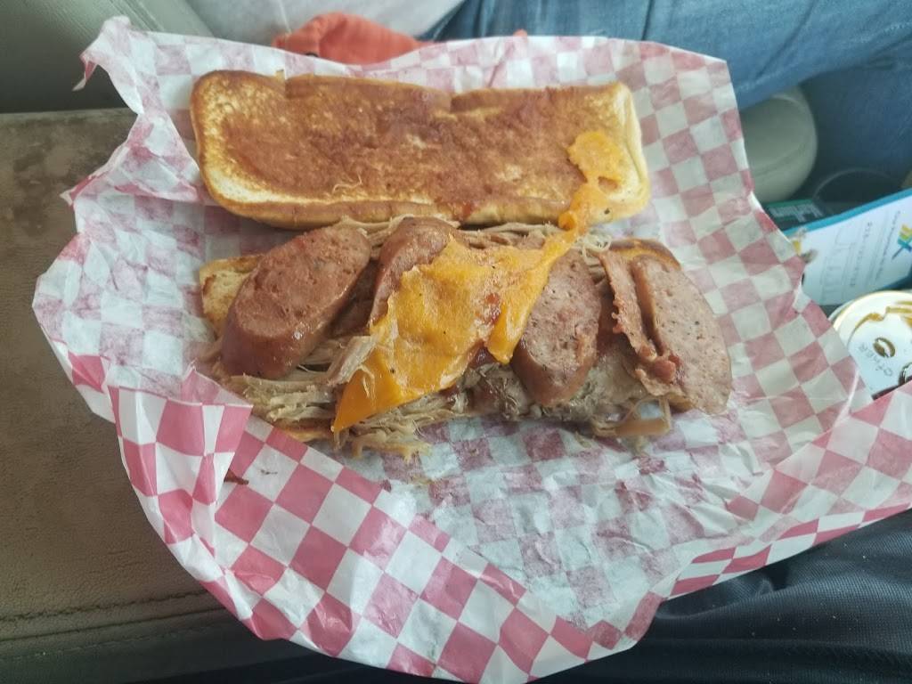 Dickeys Barbecue Pit | restaurant | 4960 Miller Trunk Hwy, Hermantown, MN 55811, USA | 2182602271 OR +1 218-260-2271