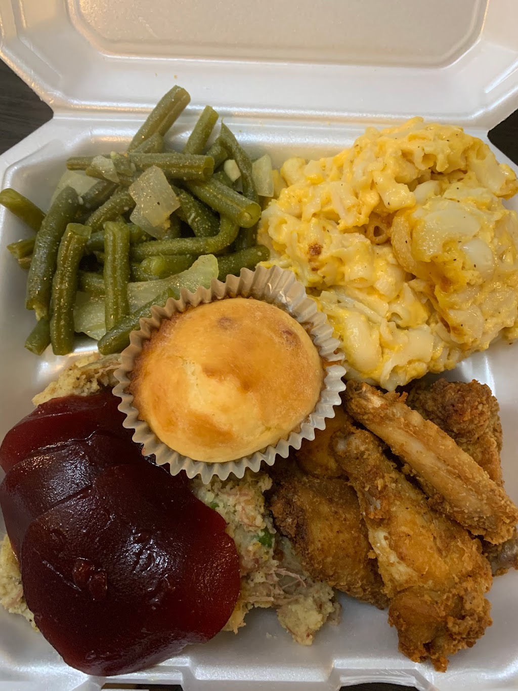 HeavenONearthcatering | restaurant | 1300 Featherstone Rd, Pontiac, MI 48342, USA | 9473761503 OR +1 947-376-1503