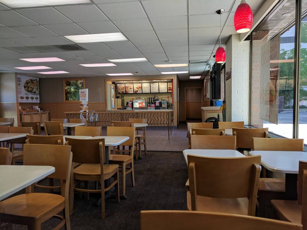 Wendys | restaurant | 940 Bellevue Way NE, Bellevue, WA 98004, USA | 4254541711 OR +1 425-454-1711