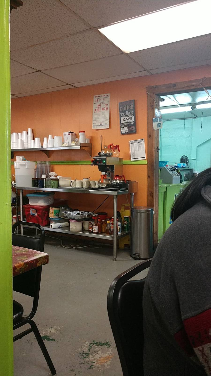 El Rinconcito | restaurant | 1401 S Brazos St, San Antonio, TX 78207, USA | 2102221350 OR +1 210-222-1350