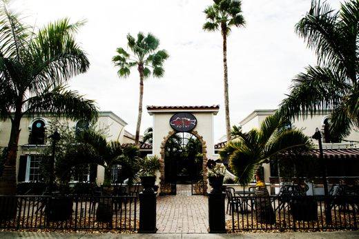 Redfish Point Garden Bar & Grill | restaurant | 1520 Lafayette St, Cape Coral, FL 33904, USA | 2395422224 OR +1 239-542-2224