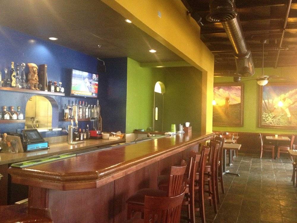 Papis Mex Grill | restaurant | 5624, 1560 E Champlain Dr #101, Fresno, CA 93720, USA | 5594341609 OR +1 559-434-1609