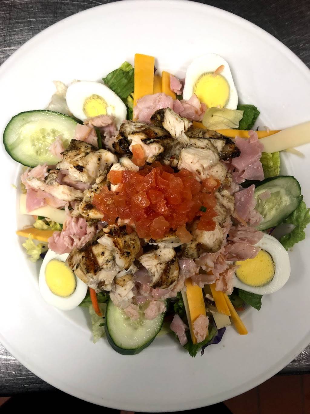 Jonathans Grille | restaurant | 307 Indian Lake Blvd, Hendersonville, TN 37075, USA | 6155907533 OR +1 615-590-7533