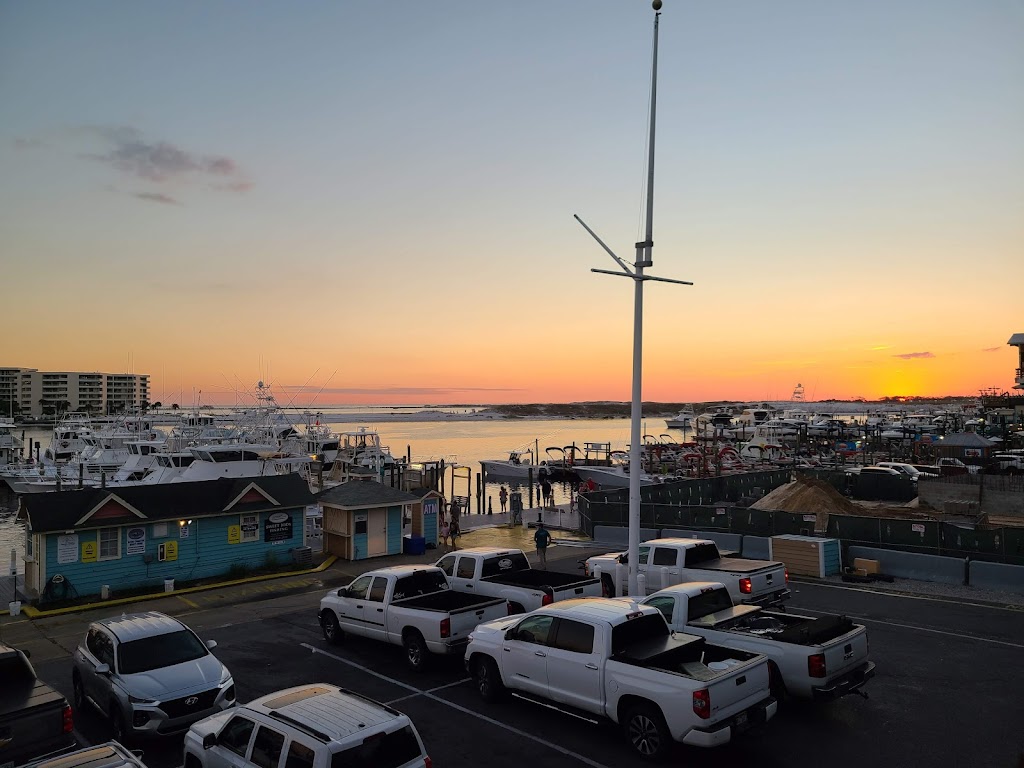 Brotulas Seafood House & Steamer | restaurant | 210D Harbor Blvd, Destin, FL 32541, USA | 8504608900 OR +1 850-460-8900