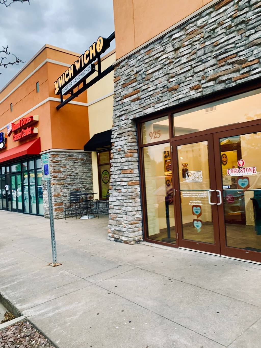 Which Wich Superior Sandwiches | restaurant | 925 25th Ave, Coralville, IA 52241, USA | 3193549424 OR +1 319-354-9424