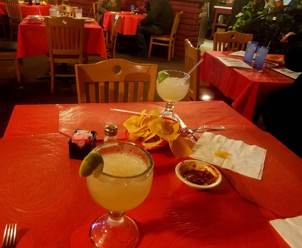 Su Casita Mexican Restaurant | restaurant | 9539, 12201 Yosemite Blvd, Waterford, CA 95386, USA | 2098741895 OR +1 209-874-1895
