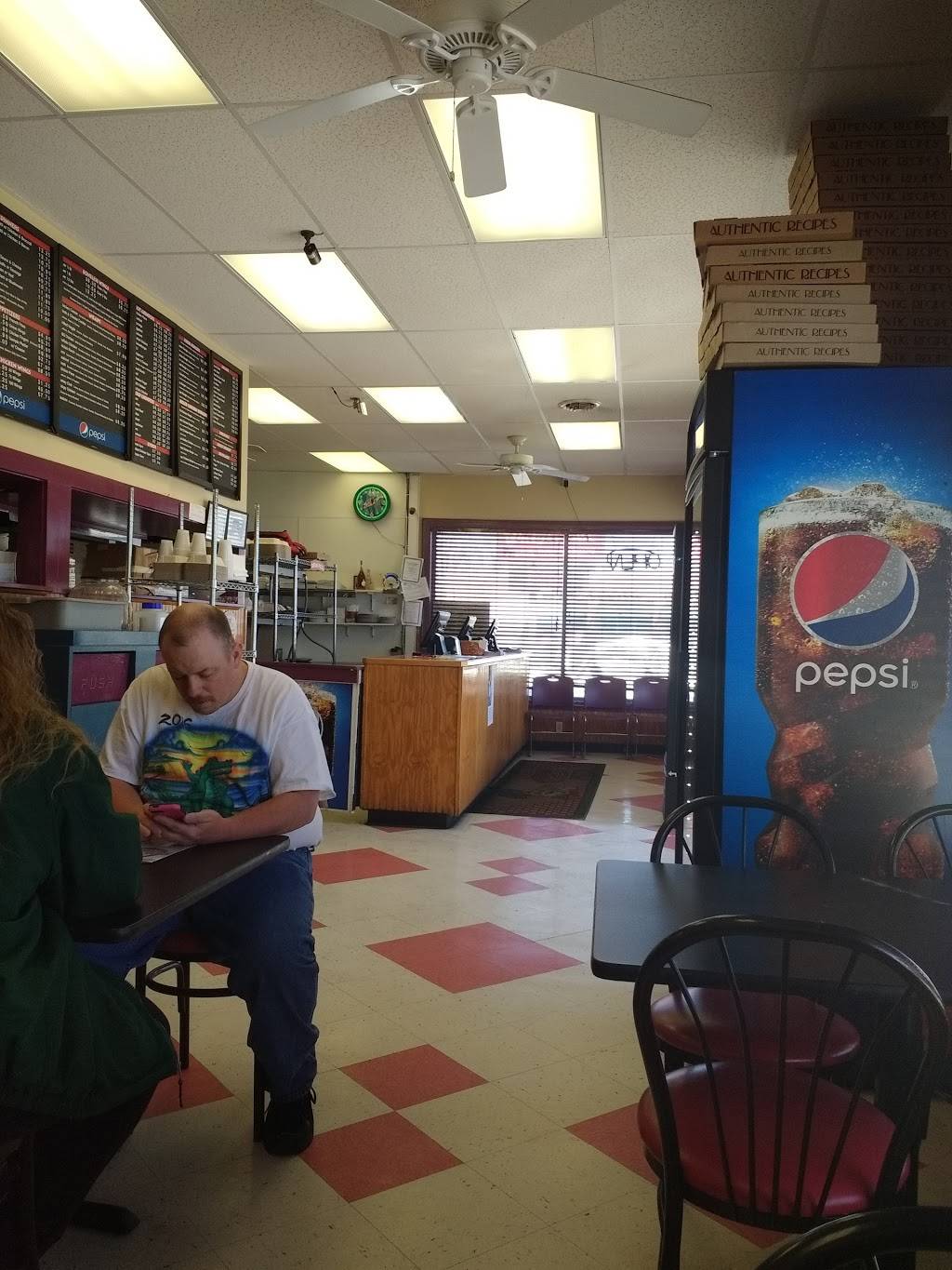 Sofias Pizza | restaurant | 228 Federal St, Greenfield, MA 01301, USA | 4137749900 OR +1 413-774-9900