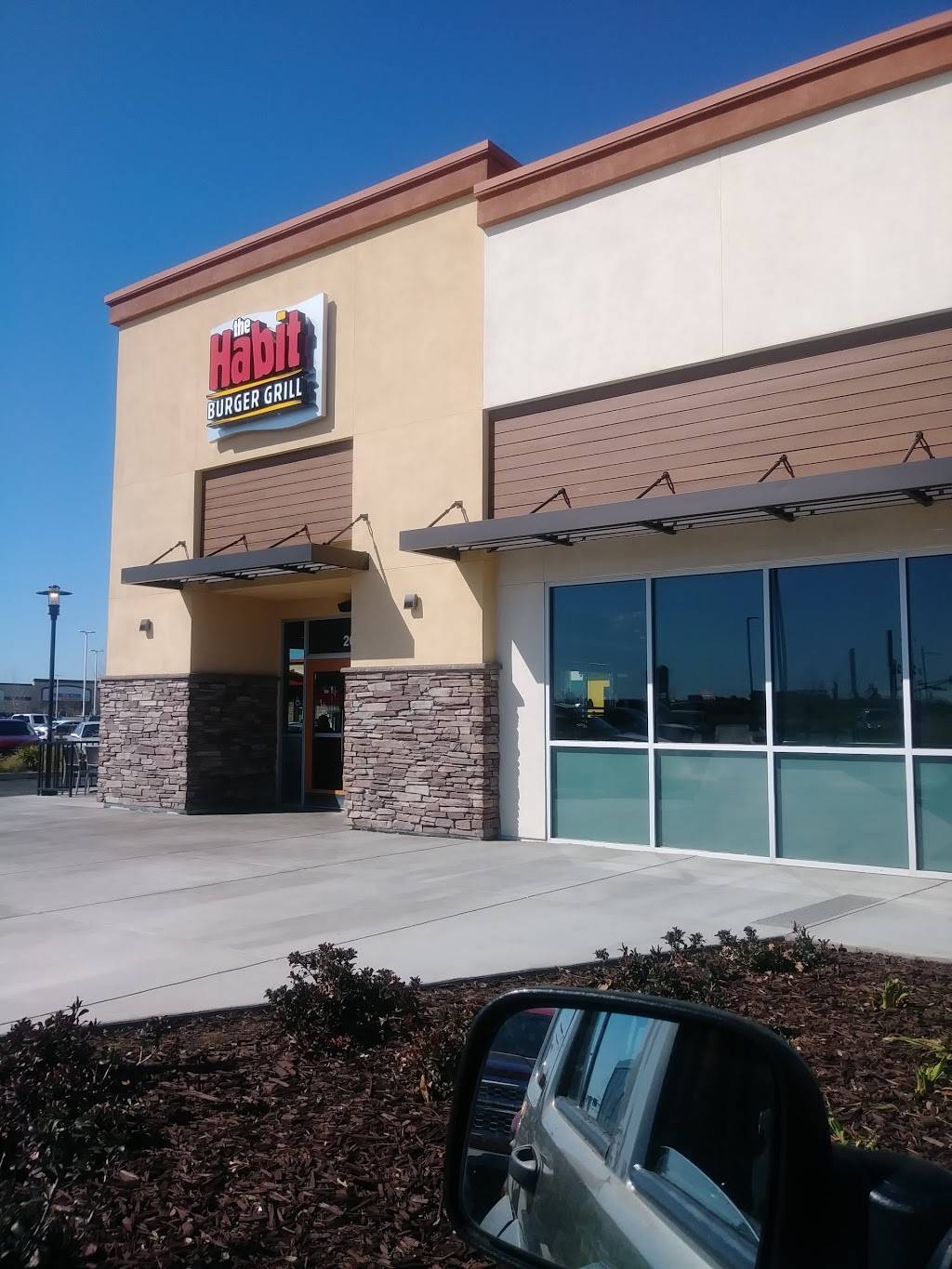 The Habit Burger Grill | restaurant | 2671 Countryside Dr, Turlock, CA 95380, USA | 2096672755 OR +1 209-667-2755