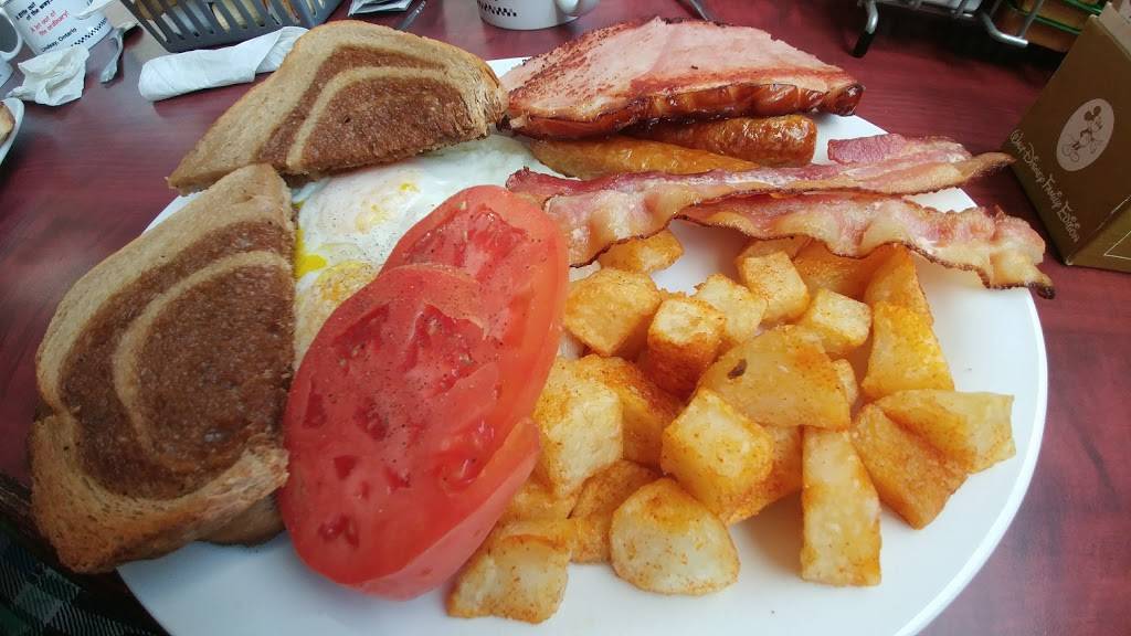 St Daves Diner | restaurant | 2925 ON-35, Lindsay, ON K9V 4R4, Canada | 7053289411 OR +1 705-328-9411