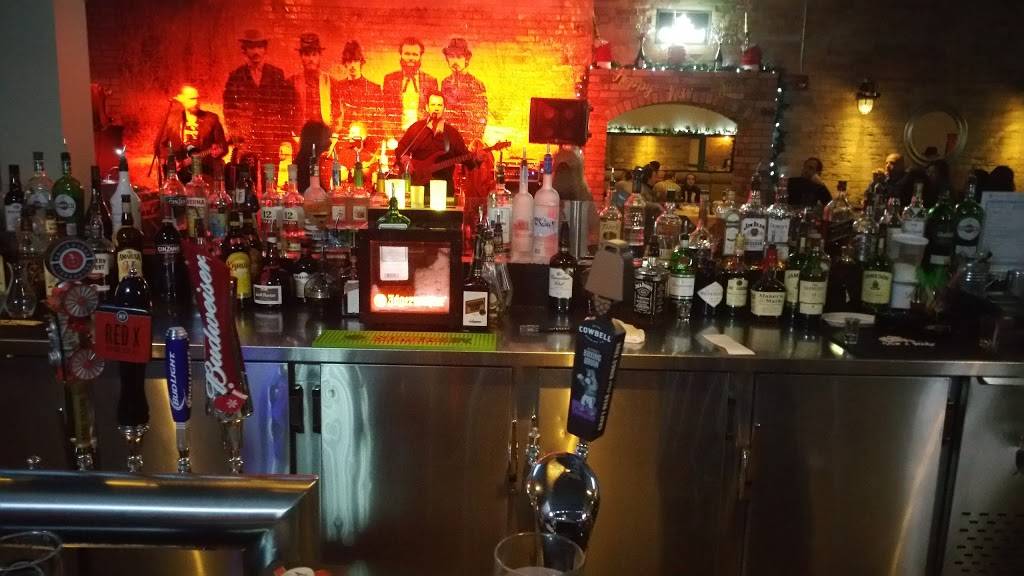 AW, SHUCKS! OYSTER BAR & BISTRO | restaurant | 15230 Yonge St, Aurora, ON L4G 1P2, Canada | 9057275100 OR +1 905-727-5100