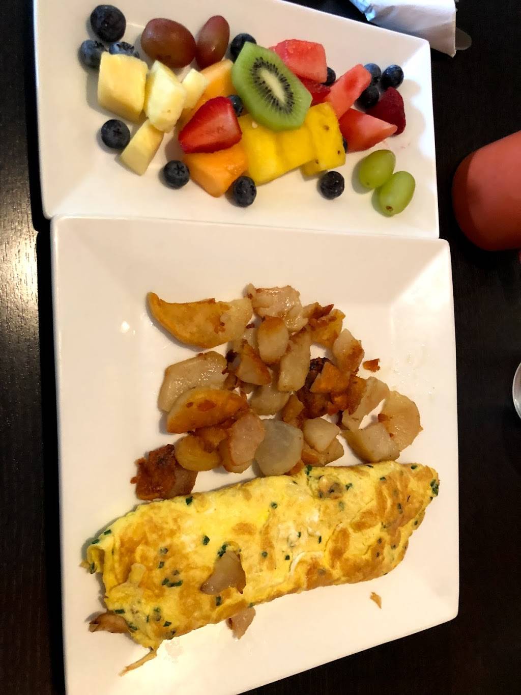 Seasons Cafe | restaurant | 15 Village Center Dr, Reading, PA 19607, USA | 6104010303 OR +1 610-401-0303