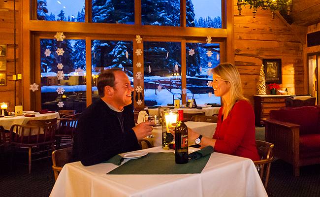 Cedar House Pub | restaurant | 725 Granlibakken Rd, Tahoe City, CA 96145, USA | 5305834242 OR +1 530-583-4242