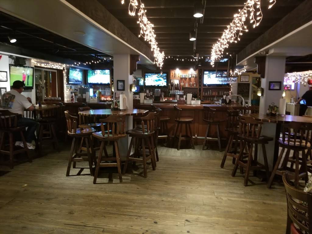 The Whale | restaurant | 1249 Estero Blvd, Fort Myers Beach, FL 33931, USA | 2394635505 OR +1 239-463-5505