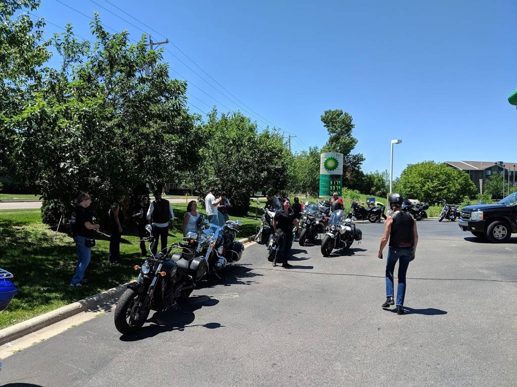 BP | restaurant | 134 W School St, Sharon, WI 53585, USA | 2627361400 OR +1 262-736-1400