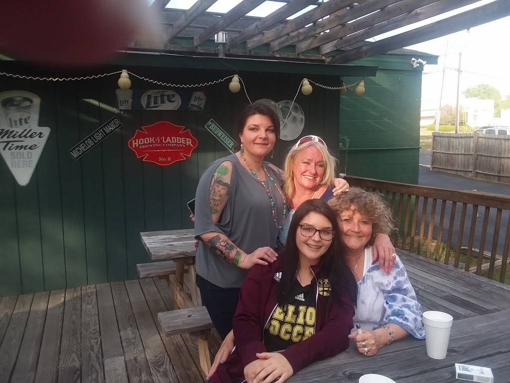 One More Grill & Pub | restaurant | 3636 Bush River Rd, Columbia, SC 29210, USA | 8037727711 OR +1 803-772-7711