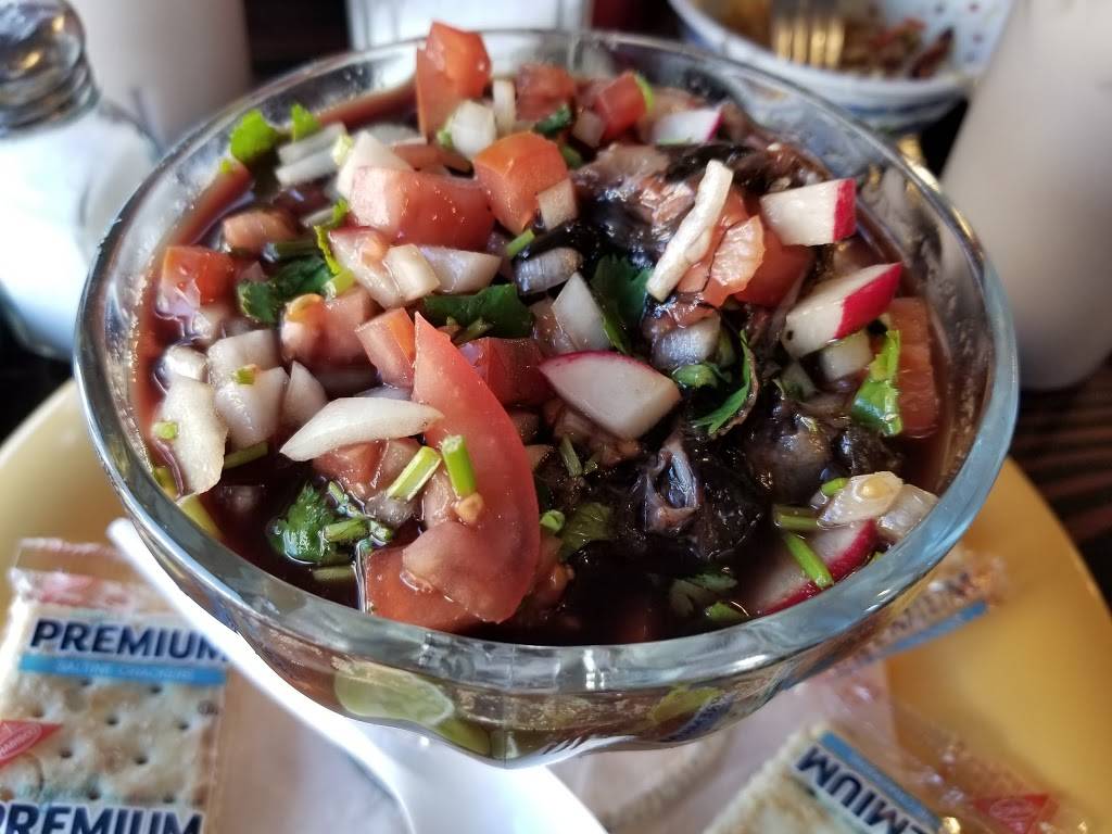 Pupuseria Y Restaurant El Aguila | restaurant | 1536 W San Carlos St, San Jose, CA 95126, USA | 4082923838 OR +1 408-292-3838