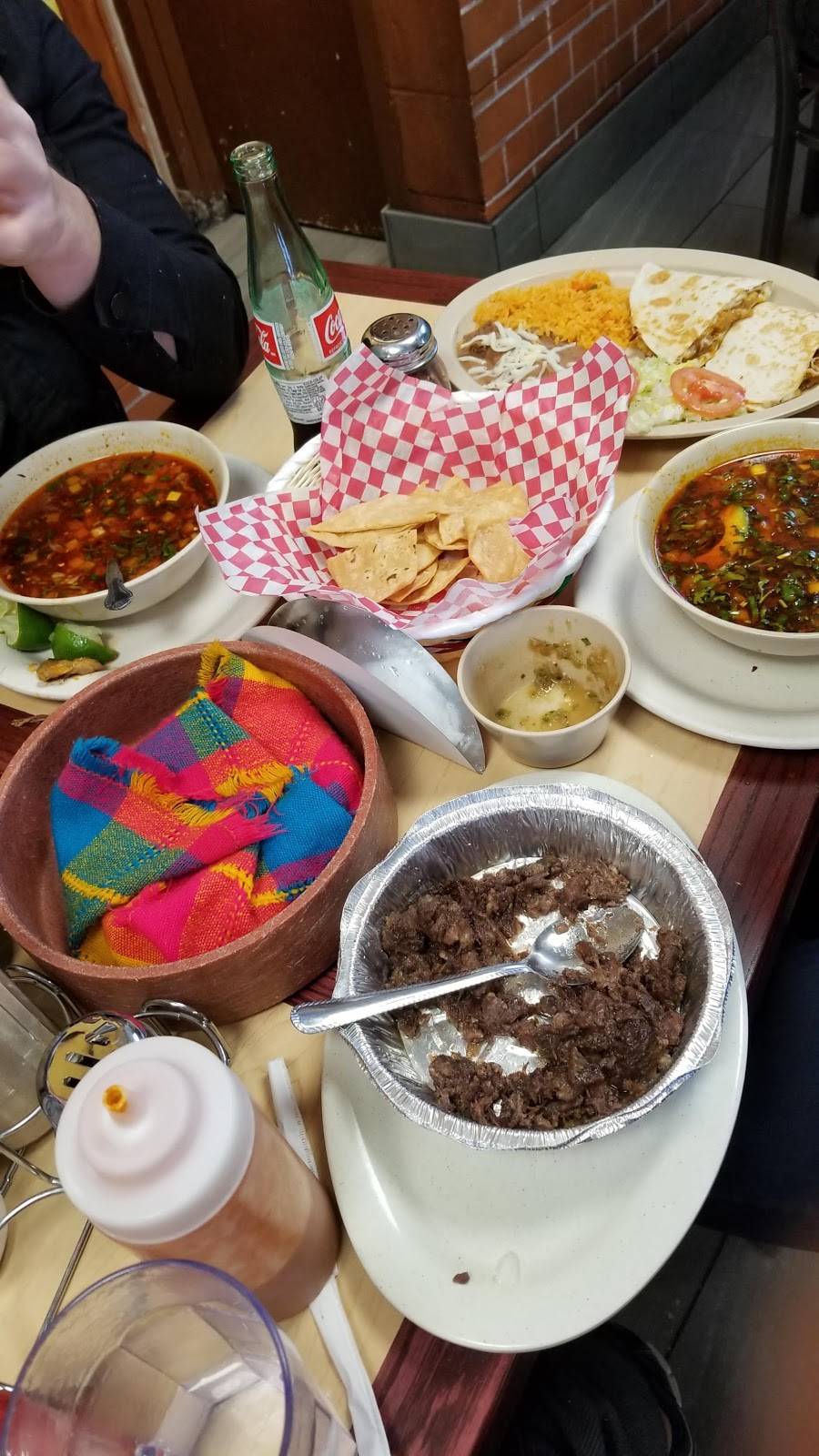 Morelia Mexican Restaurant and Tortilleria | restaurant | 304 W Sunset Ave, Springdale, AR 72764, USA | 4794195196 OR +1 479-419-5196