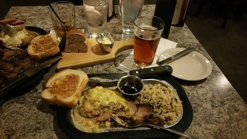 Mistys Steakhouse and Brewery | night club | 200 N 11th St, Lincoln, NE 68508, USA | 4024767766 OR +1 402-476-7766