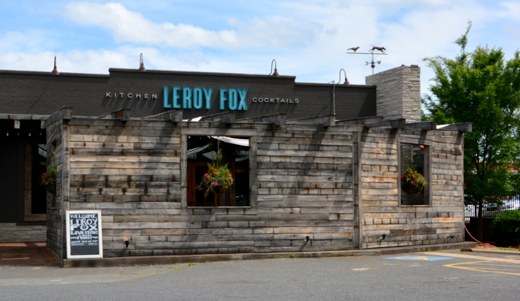 Leroy Fox Cotswold | restaurant | 705 S Sharon Amity Rd, Charlotte, NC 28211, USA | 7043663232 OR +1 704-366-3232